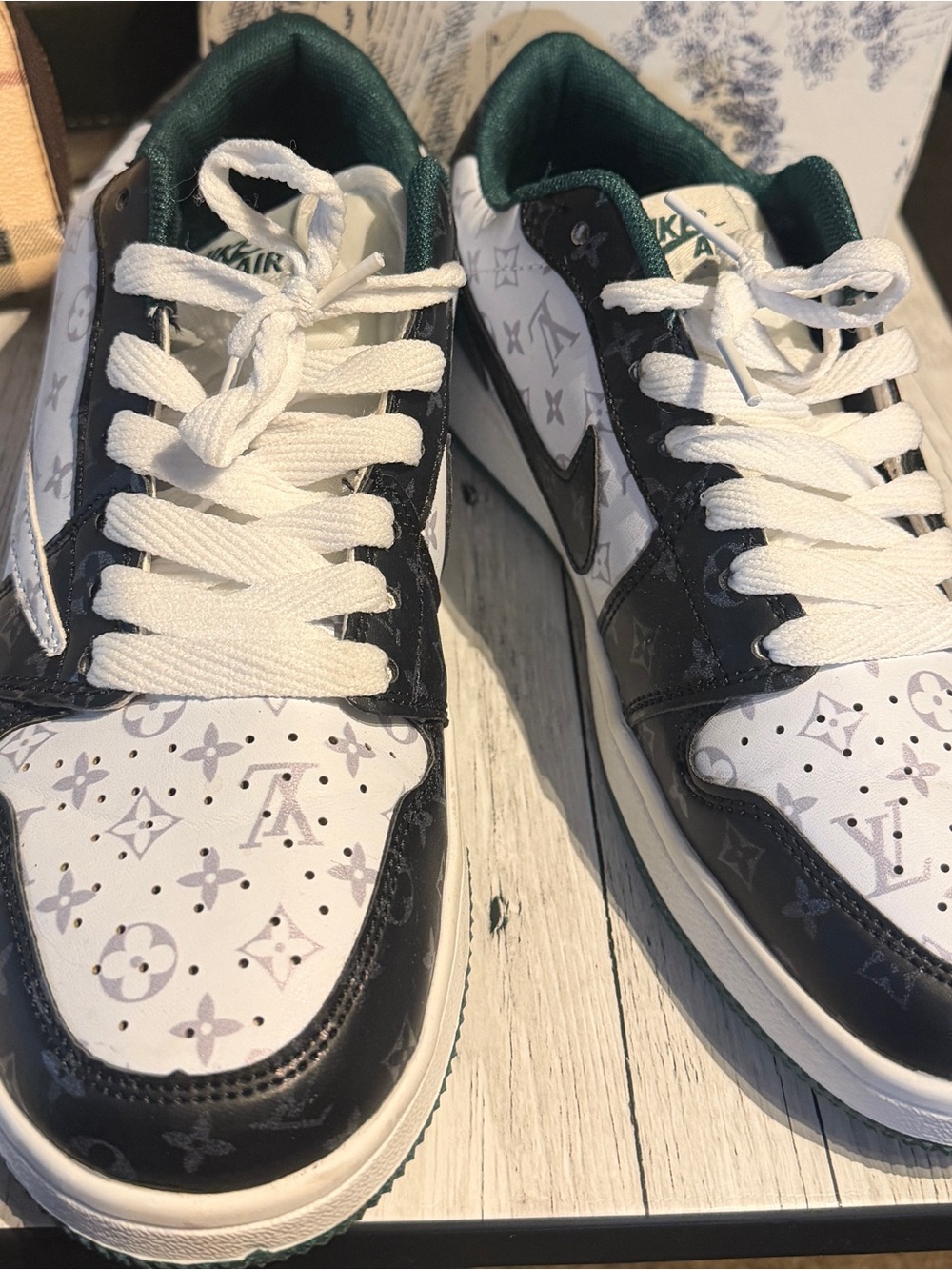 Jordan Low Top Sneakers Black White Green Accents